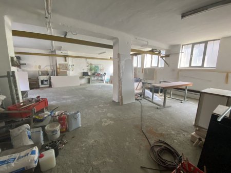 Werkstätte für Hobbybastler oder Atelier für Künstler