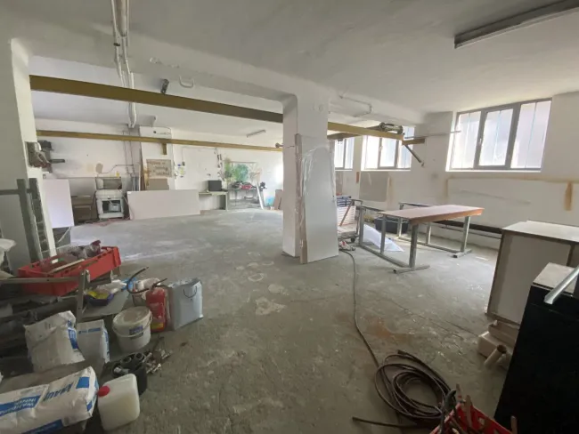 Werkstätte für Hobbybastler oder Atelier für Künstler - Bild