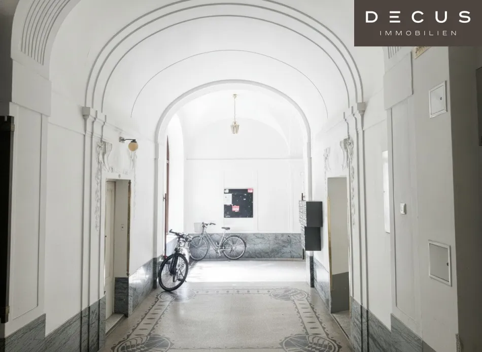 | UNBEFRISTET | helle Altbaubürofläche (ab Februar/März 2027) | in unmittelbarer Nähe WIEN MITTE - Bild