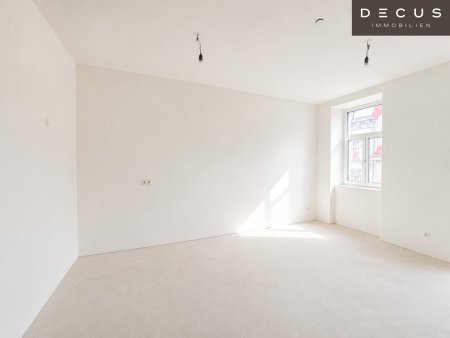| 2,5 ZIMMER | STILVOLLER ERSTBEZUG | SEPARATE KÜCHE | REVITALISIERTES ZINSHAUS | MEIDLING |