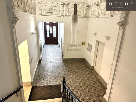 | UNBEFRISTETES 3 ZIMMER ALTBAUBÜRO | NÄHE WIPPLINGERSTRASSE