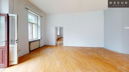 | VIEL POTENTIAL | LICHTDURCHFLUTETE ECKWOHNUNG |