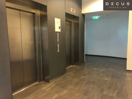 | FORUM SCHÖNBRUNN | FLEXIBLE UND HELLE BÜROFLÄCHEN | IM BAUTEIL 2 |