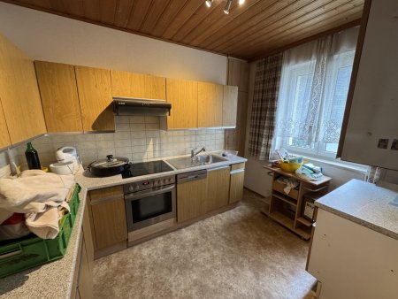 Günstige 3-Zi-Wohnung in Wattens mit Balkon und Garage zum Sanieren