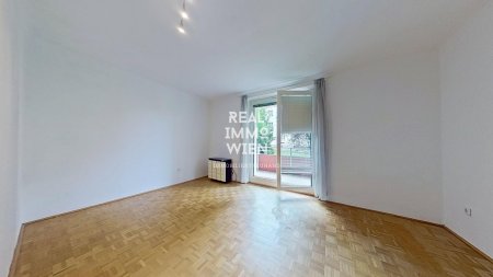 Helle 1-Zimmer-Wohnung mit Loggia & Stellplatz direkt am Simmeringer Bad