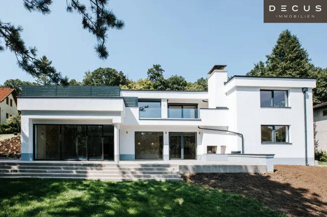 ERSTBEZUG - Luxuriöse Villa mit Sauna und Indoor-Pool! - Titelbild