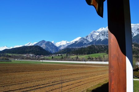 Traumhafte 4-Zimmer-Wohnung in Wattens: Terrasse, Garage und viel Platz , neuer Preis € 519.000.- !