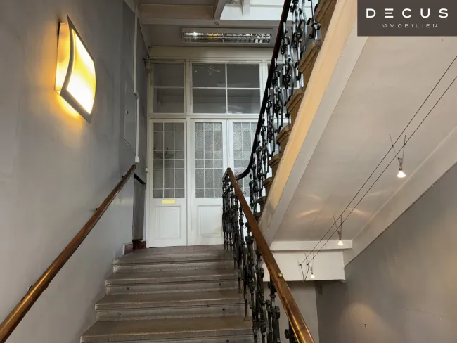 | REPRÄSENTATIVES ZINSHAUS | BESTANDSFREI | STADTPARK | BESTLAGE - Bild