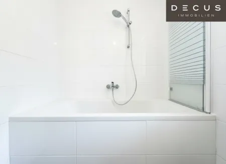 | SONNIGE 4-ZIMMER-WOHNUNG IM 1.OG | ca 90m² | HELLE TERRASSE & TIEFGARAGENSTELLPLATZ | AUFZUG IM GEBÄUDE | GRAZ-LIEBENAU
