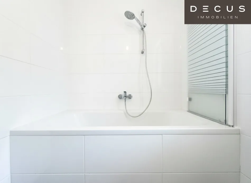 | SONNIGE 4-ZIMMER-WOHNUNG IM 1.OG | ca 90m² | HELLE TERRASSE & TIEFGARAGENSTELLPLATZ | AUFZUG IM GEBÄUDE | GRAZ-LIEBENAU - Bild