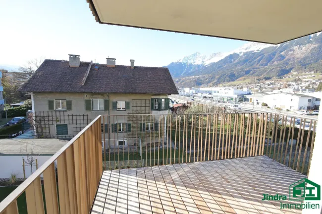 Erstklassiges Wohnen in Innsbruck: Moderne 3-Zimmer Wohnung (TOP 12) mit Süd- und Westbalkon ! - Bild