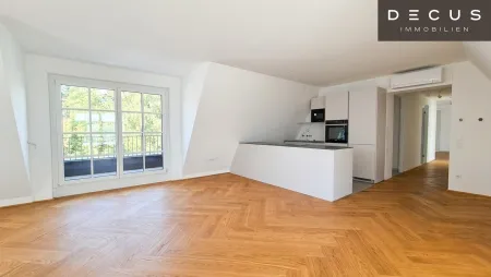| FERTIGSTELLUNG OKTOBER | ERSTBEZUG | VILLENVIERTEL | DECKENKÜHLUNG | WÄRMEPUMPE