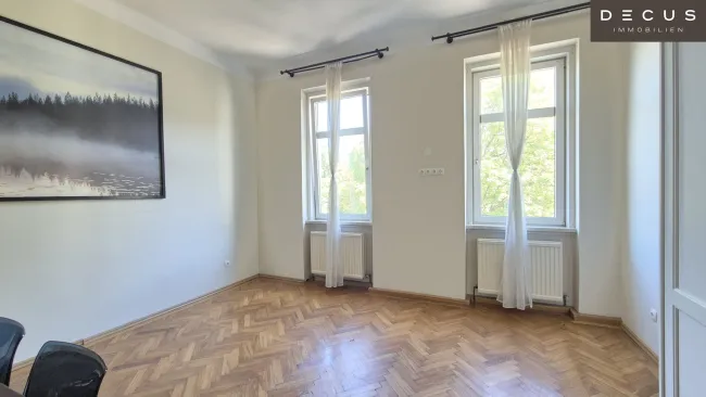 | WOHNUNGEN MIT VIEL POTENTIAL | U-BAHN NÄHE | ALTBAU | - Titelbild