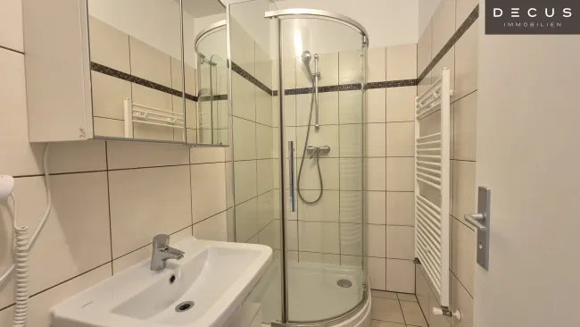 | WOHNUNGEN MIT VIEL POTENTIAL | U-BAHN NÄHE | ALTBAU | - Bild