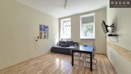 | EINHEIT MIT VIEL POTENTIAL | U-BAHN NÄHE | ALTBAU |