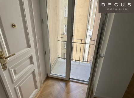 | Herrlich saniertes ALTBAUBÜRO mit kleinem Balkon | GEKÜHLT | Nähe STUBENRING