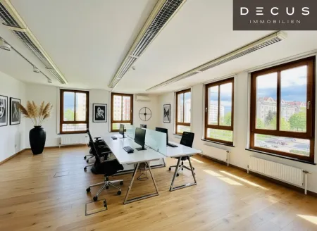 | Stellplätze | Praktische BÜROFLÄCHE ca. 56 m² | St. Pölten | NÄHE TRAISENPARK