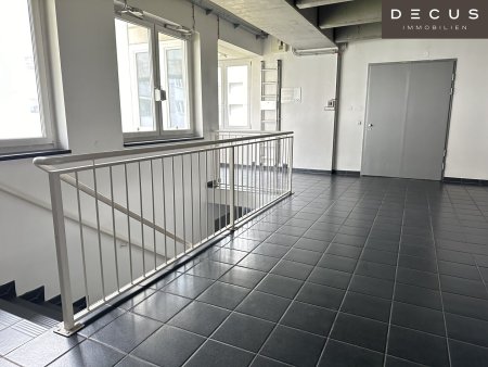 | DONAUFELDERHOF | NÄHE U1 KAGRAN | Lager- und Büroflächen