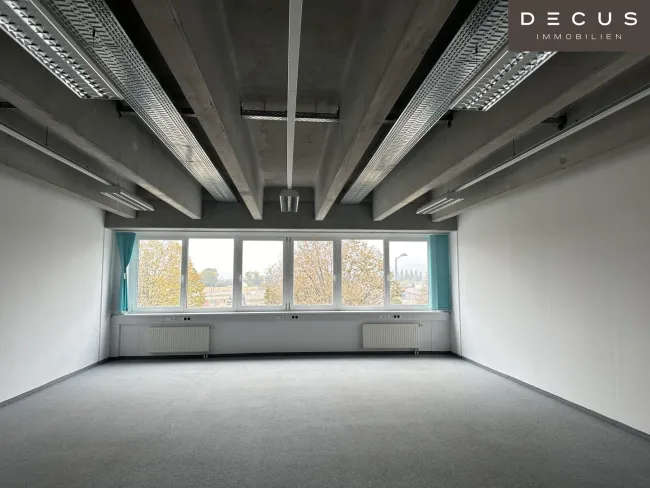 | DONAUFELDERHOF | NÄHE U1 KAGRAN | Lager- und Büroflächen - Bild