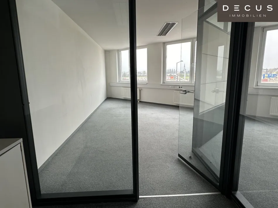 | DONAUFELDERHOF | NÄHE U1 KAGRAN | Lager- und Büroflächen - Bild