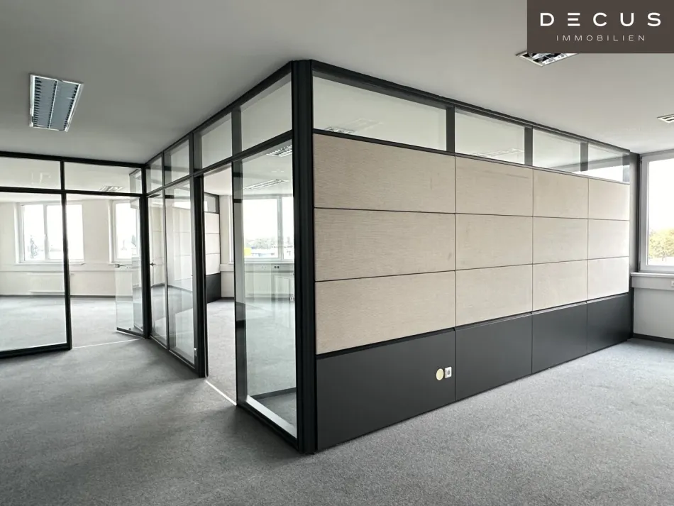 | DONAUFELDERHOF | NÄHE U1 KAGRAN | Lager- und Büroflächen - Titelbild
