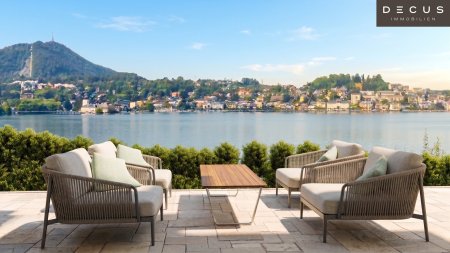 VILLA IM ERSTBEZUG MIT UNVERGLEICHLICHEM SEEPANORAMA