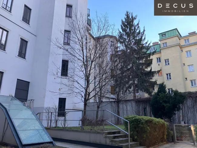 AB OKTOBER VERFÜGBAR | 2 ZIMMER | MEIDLING | TOP LAGE | GEPFLEGTES WOHNHAUS | ALTBAU - Bild