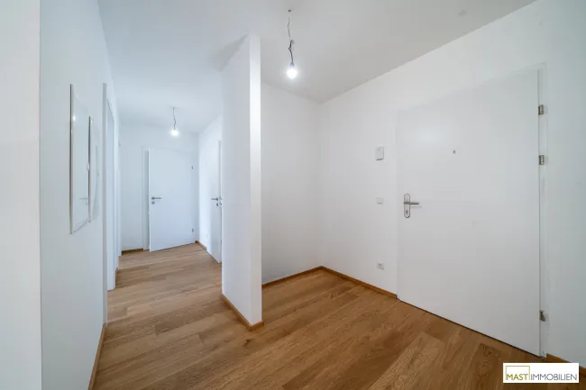 Sofort beziehbare Erdgeschosswohnung mit großzügiger Terrasse! - Bild