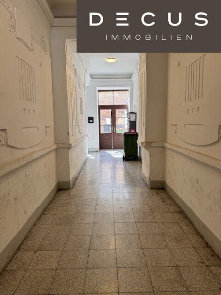 ROHDACHBODEN MIT AUSBAUSTUDIE NÄHE REUMANPLATZ