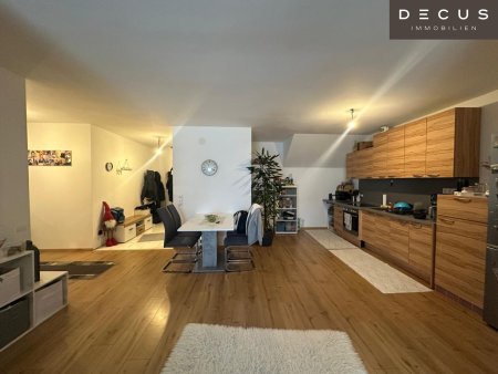 Großzügige, sanierte Gartenwohnung - TOP LAGE