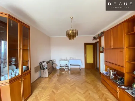 | 2-ZIMMER-WOHNUNG | 2 LOGGIEN | 12. STOCK | TOLLER AUSBLICK