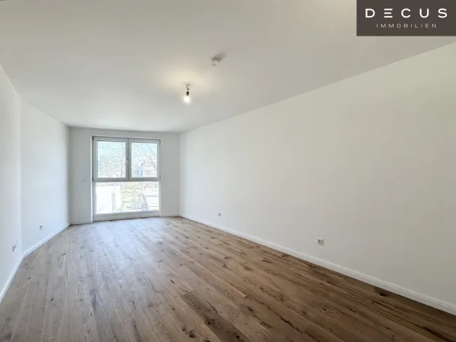 | ERSTBEZUG | GROSSES WOHNZIMMER | 3 ZIMMER | WIEN-SÜD | FERTIGGESTELLT - Bild
