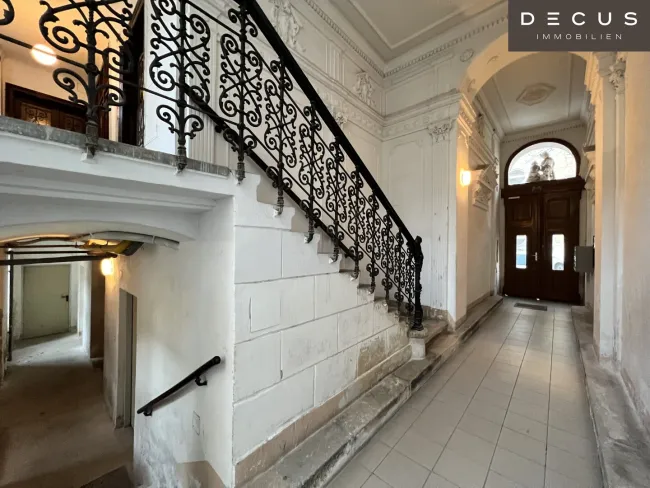 CHARMANTES & GEPFLEGTES ZINSHAUS IM ALLEINEIGENTUM IN BEGRÜNTER GASSE - Titelbild