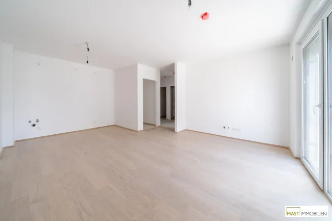 *ANLEGERPREIS* Provisionsfreie 3-Zimmer Dachgeschosswohnung unweit des Donauzentrums! - Bild