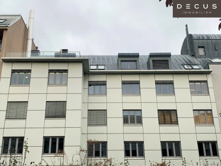 | GEKÜHLTES DACHGESCHOSS-BÜRO mit Terrasse | unmittelbare U-Bahn-Nähe