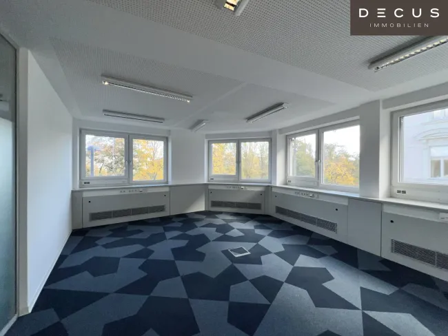 3. OG - Eckbüro in Richtung Friedensbrücke