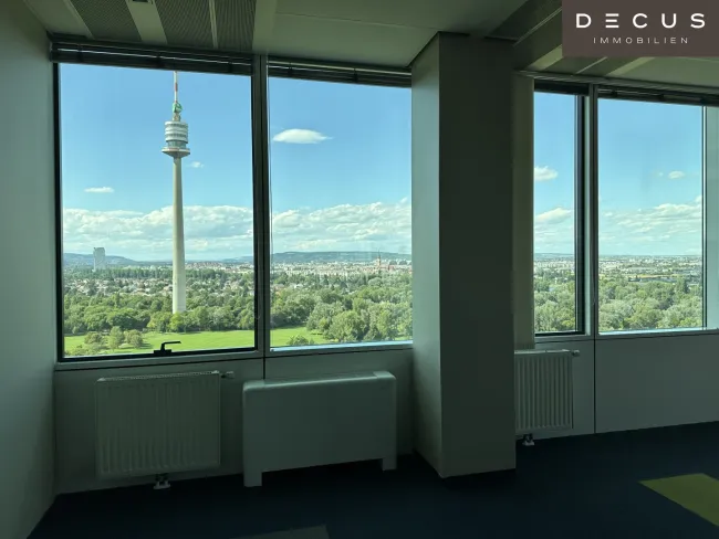 | BÜROS MIT AUSBLICK | IM SATURN TOWER - Bild