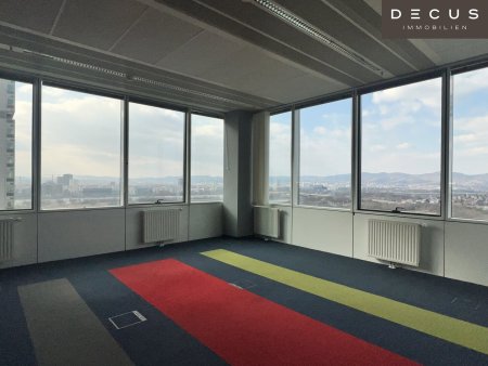 | ca. 1.500 m² Büro mit Ausblick | SATURN TOWER