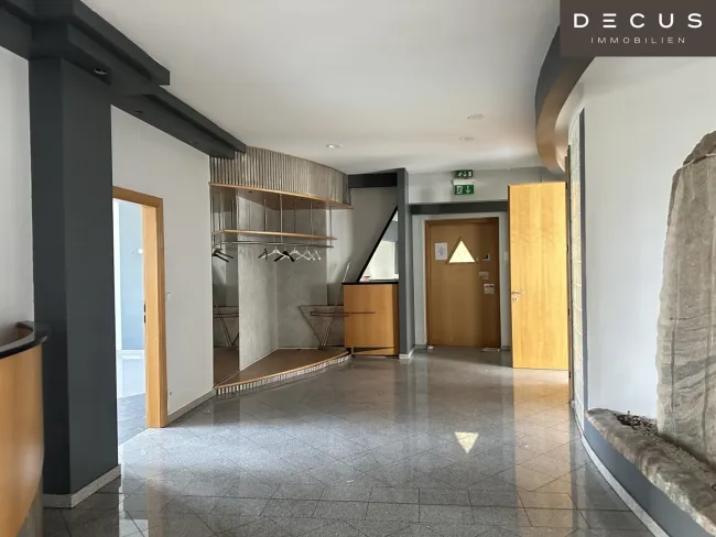 | Preiswerte Büro- und Lagerflächen in verkehrsgünstiger Lage - Bild