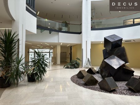 | Büro- und Geschäftszentrum qBIK