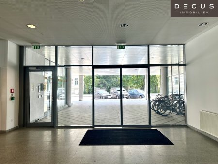 + + + BÜROFLÄCHEN IN ZENTRALER INNENSTADTLAGE + + + ST. PÖLTEN + + +