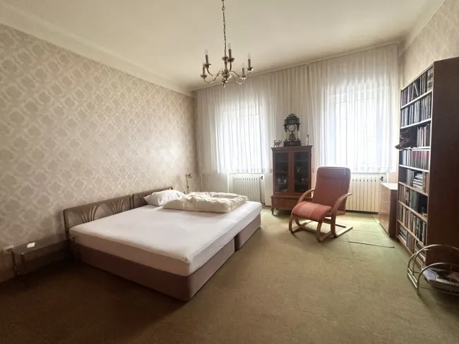 Schlafzimmer derzeit original