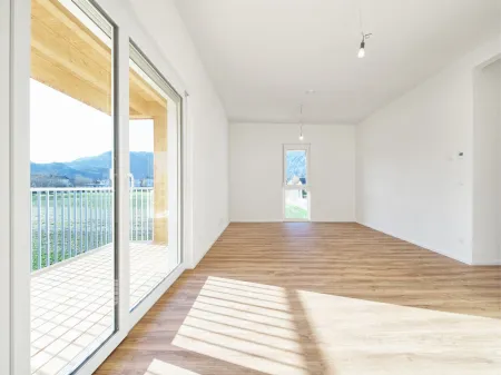 Familienleben zum Glücklichsein: 85 m² Lebensfreude, Balkon&Loggia - einziehen und genießen