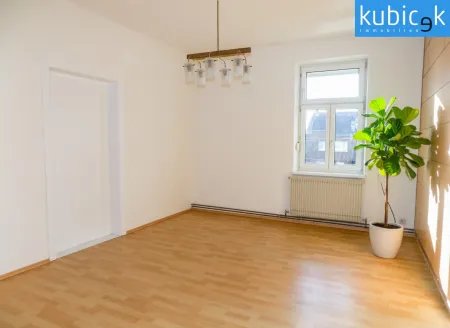 Schlafzimmer im OG