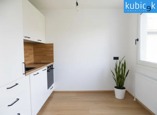 Küche mit Fenster