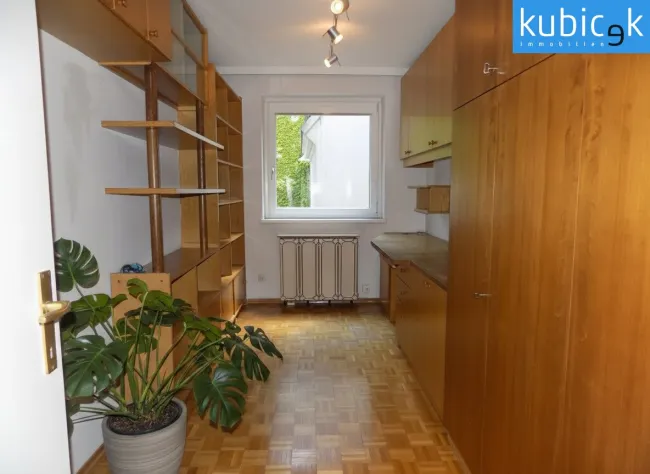 Arbeits-/Kinderzimmer