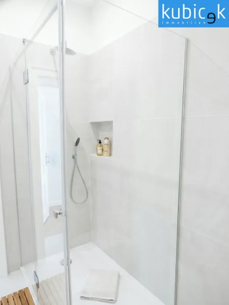 Top 17 | 1.OG | Badezimmer