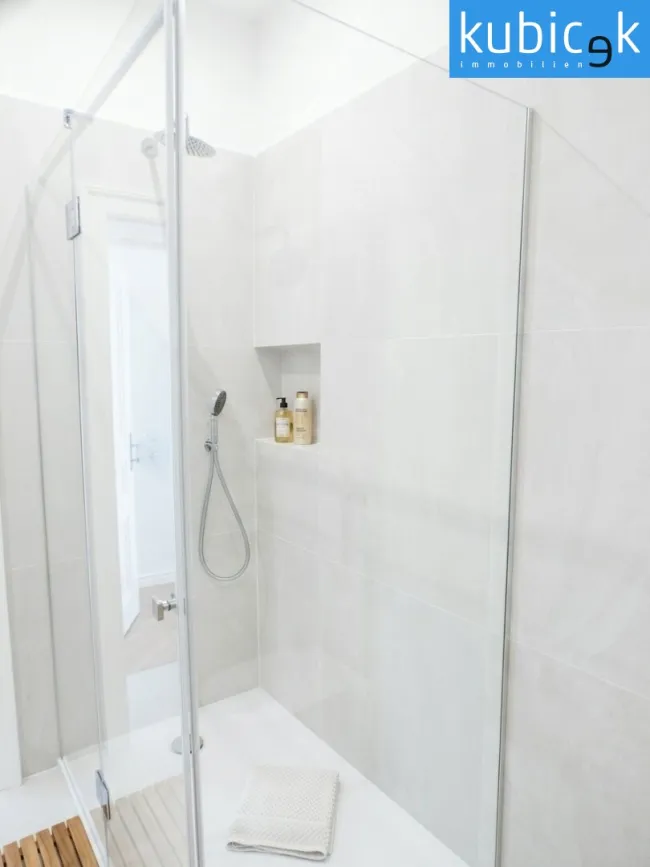 Top 17 | 1.OG | Badezimmer