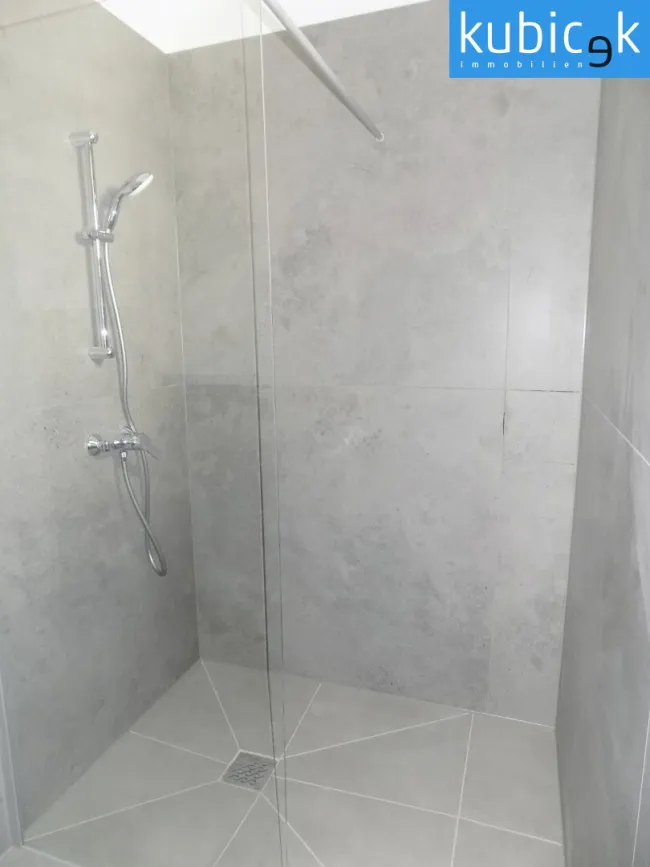 Dusche