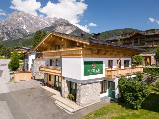Idyllisches Landhaus mit 5 Wohnungen für die Vermietung oder auch Eigennutzung - Titelbild